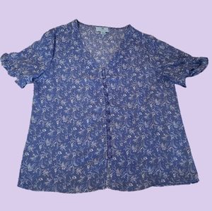 Flowy Floral blouse!